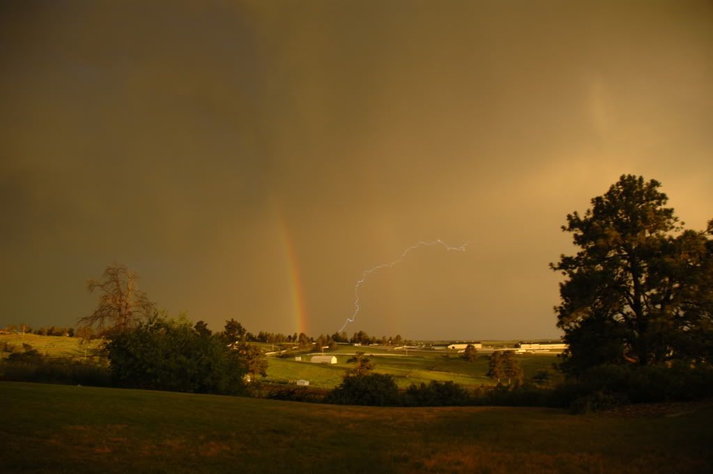 rainbow_lightning_3008x2000.jpg