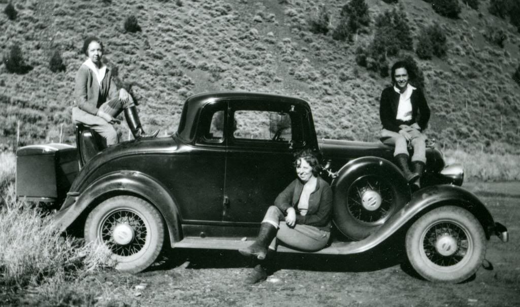 Evelyn Miles and fellow teachers, circa 1935